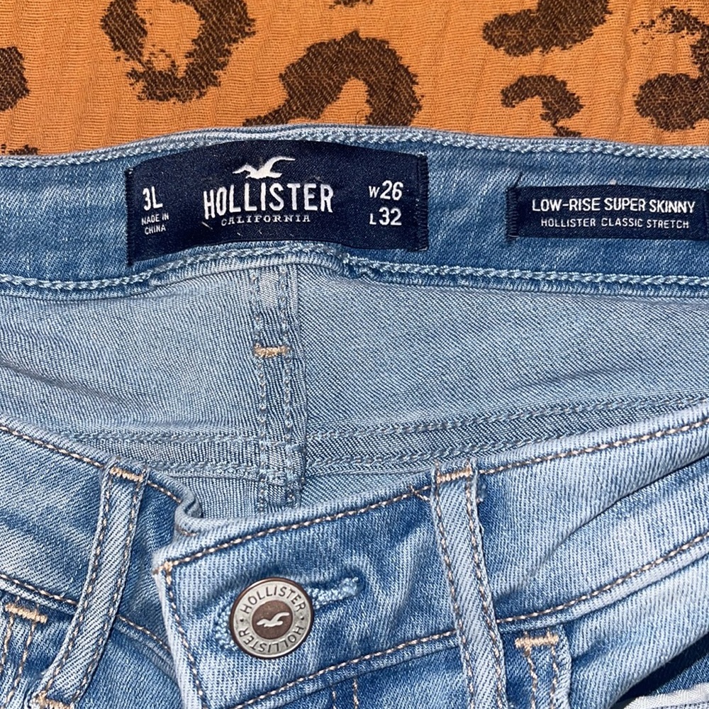 HOLLISTER JEANS - Picture 4 of 5